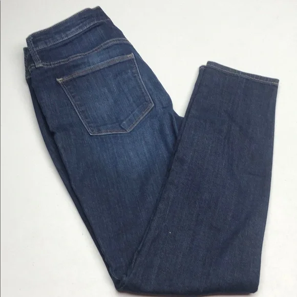 Universal Thread Women's High Rise Blue Jeans - Picture 9 of 11